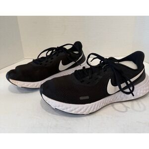 Nike Revolution 5 Running Shoes Black BQ3207-002 Good Lightweight Mesh 7.5